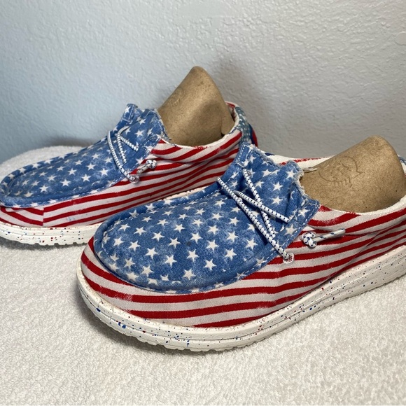 Hey Dude Red, White and Blue shoes in size Y4-L5 - Picture 2 of 6